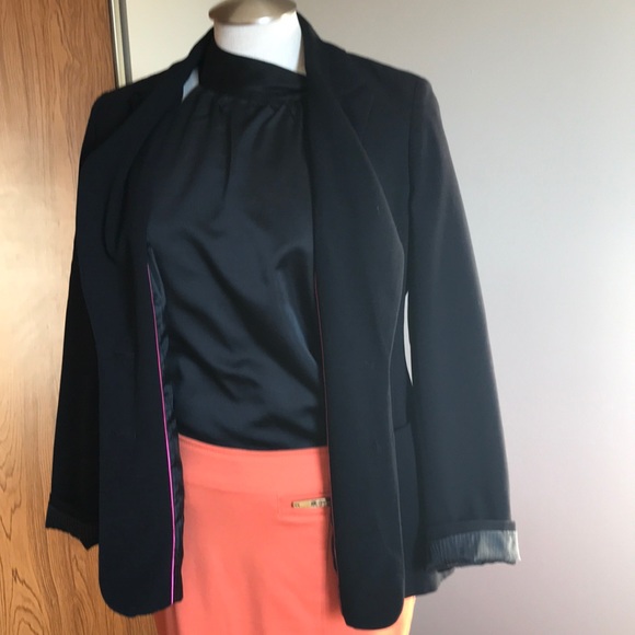 Black jacket - Picture 5 of 5